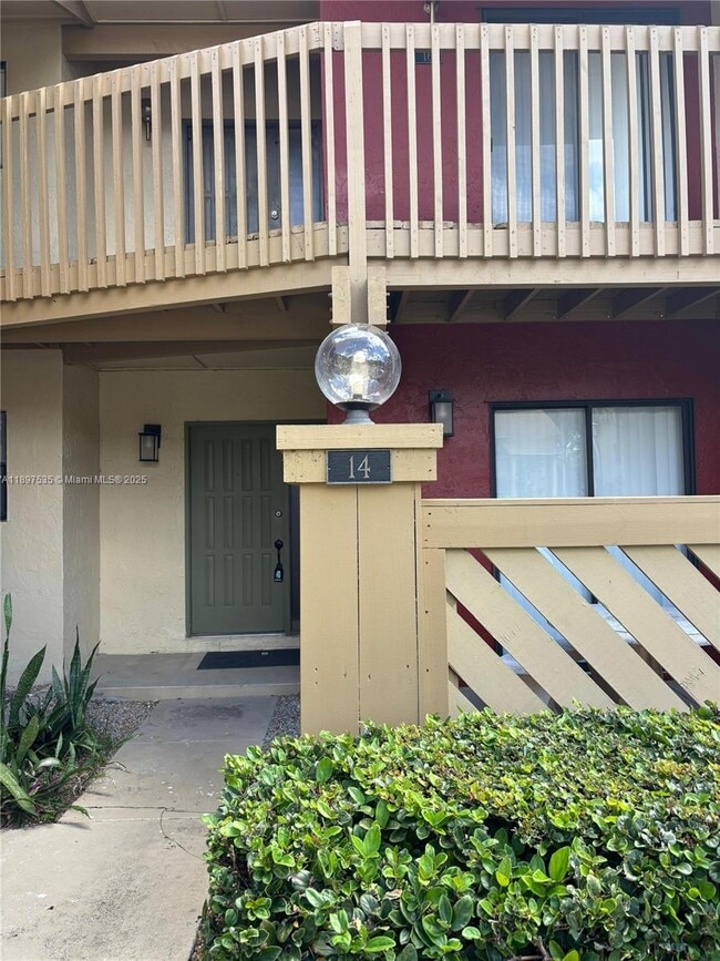 Building Photo - 13055 Albright Ct