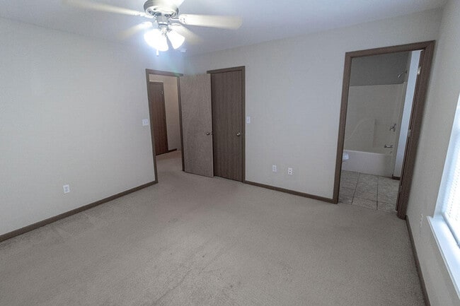 Building Photo - 1637 Citadel Dr