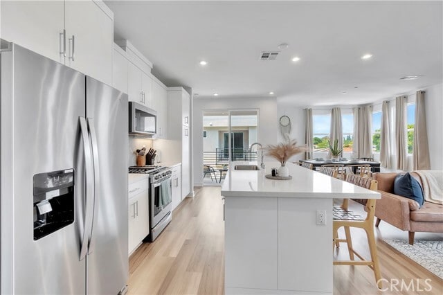 Building Photo - 1531 W Bushell St