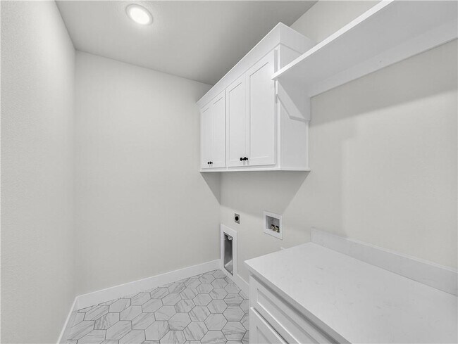 Building Photo - 7962 Teton Trl Ave