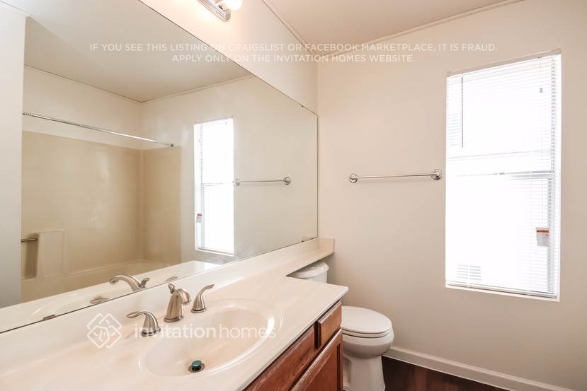 Building Photo - 4453 W Taro Dr
