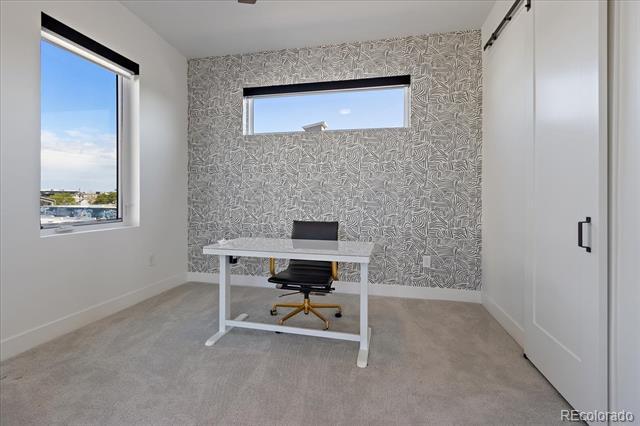 Building Photo - 2929 Lawrence St