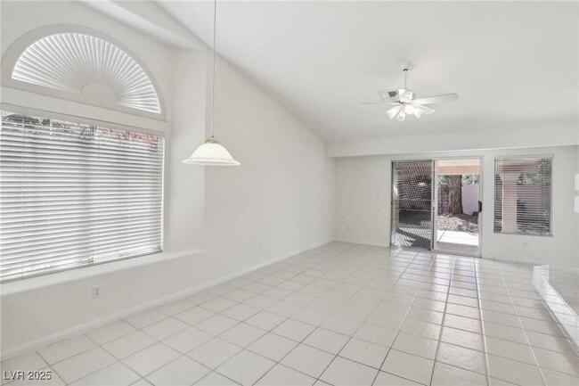 Building Photo - 7501 Bush Garden Ave