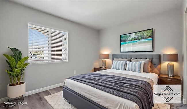 Building Photo - 7885 W Flamingo Rd