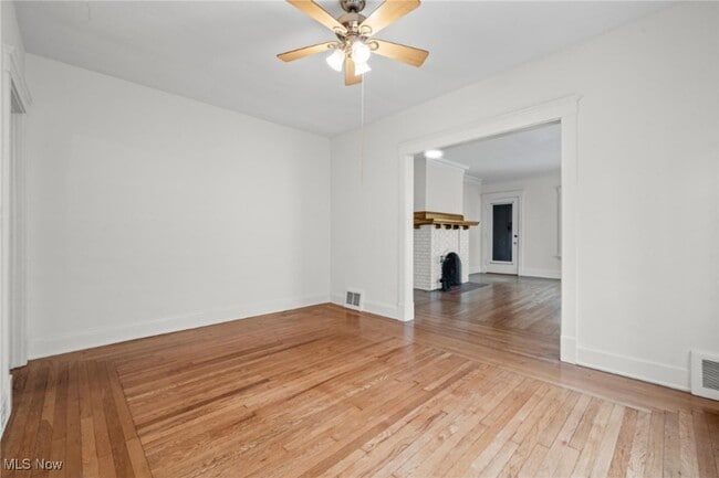 Building Photo - 1217 Belle Ave