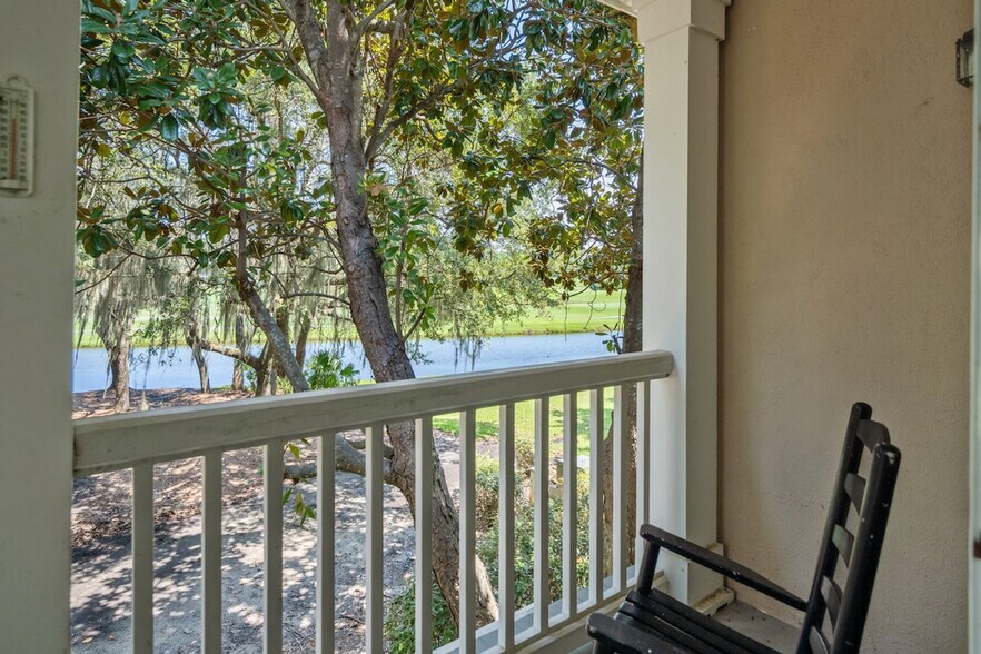 Building Photo - 723 Bonnyneck Dr