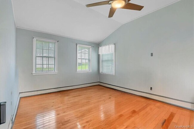 Building Photo - 47 Hathaway Rd