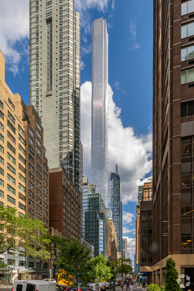 Building Photo - Central Park Tower