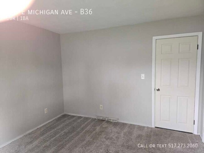Building Photo - 993 E Michigan Ave
