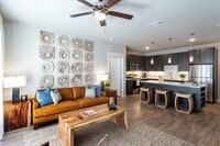 Building Photo - Move-In Ready & Modern