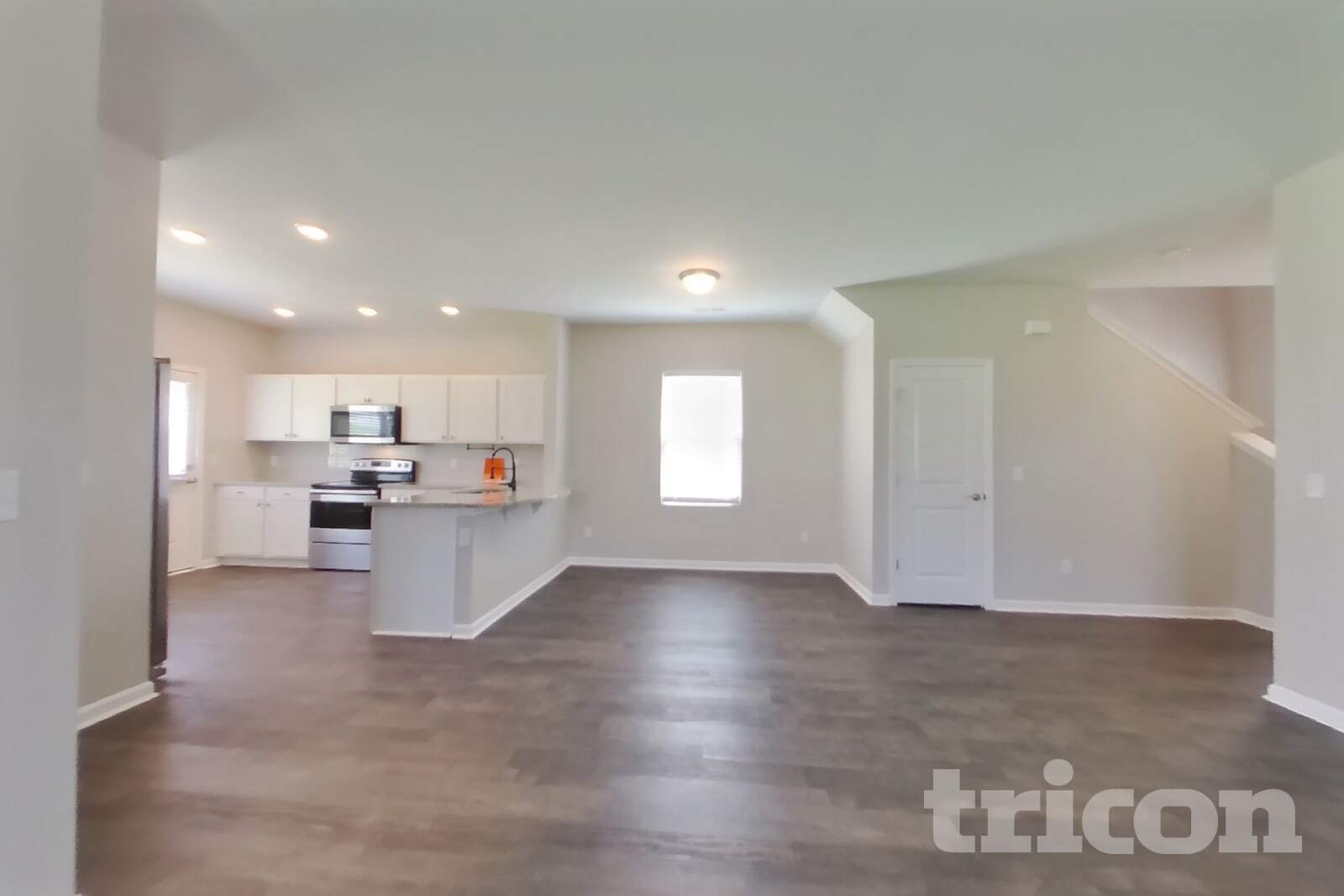 Building Photo - 1035 Lonergan Cir