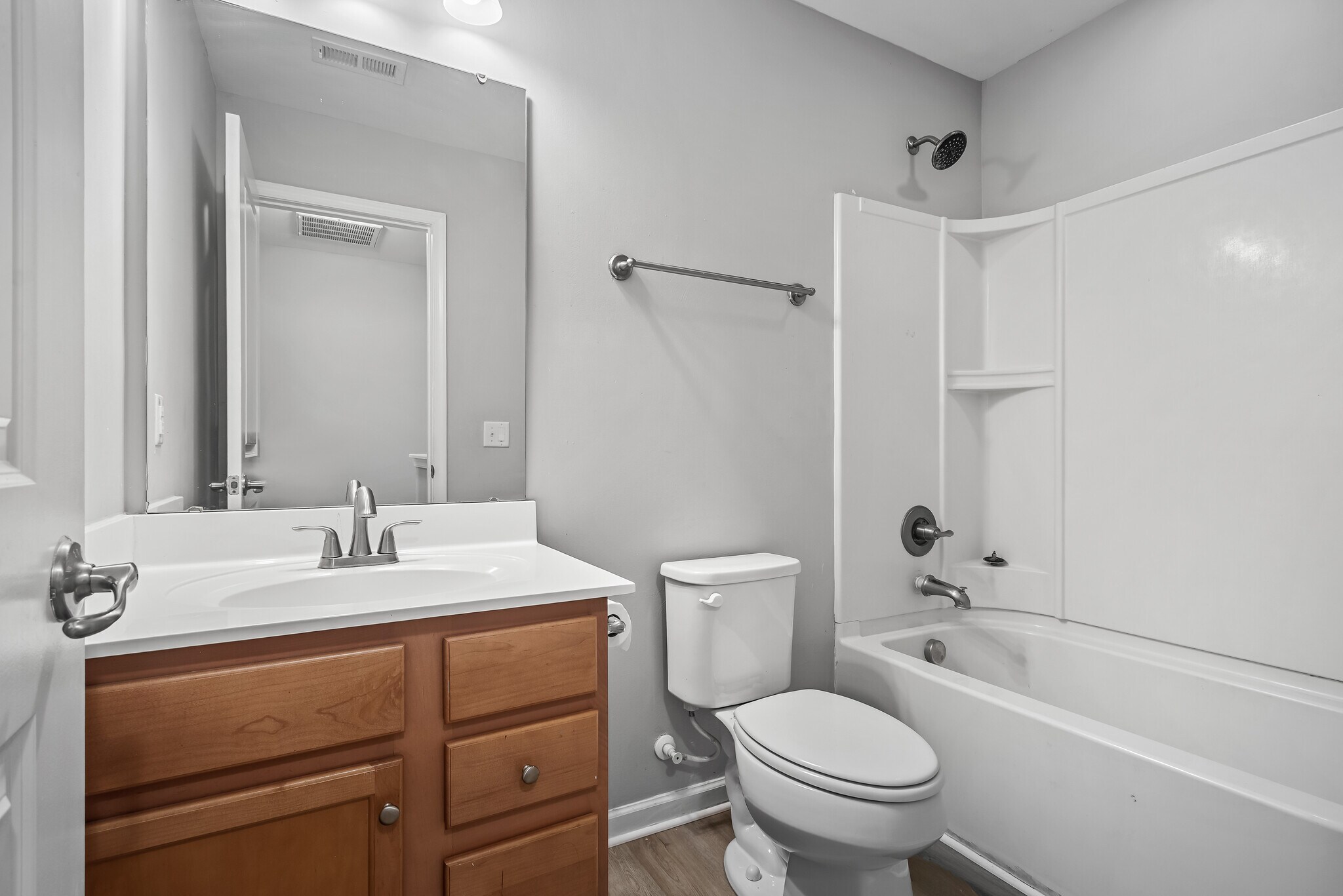 Building Photo - 428 Heroit Dr