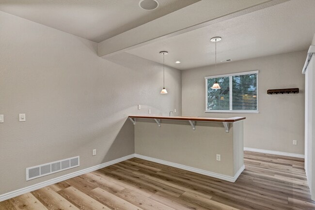 Building Photo - LUXURY PATIO HOME IN DISTRICT 20 SHOWING B...