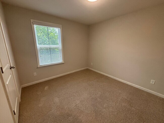 Building Photo - 3240 Brookberry Ln