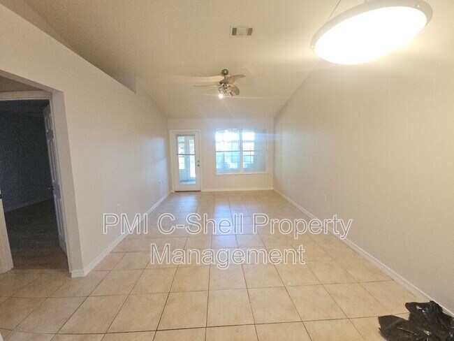 Building Photo - 3012 Brigantine Dr