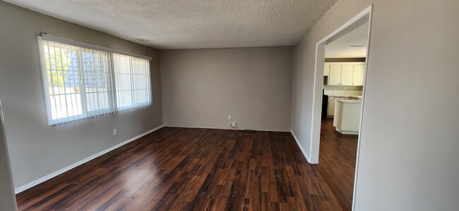 Building Photo - 3 bedroom, 2 bath single story home in Santee