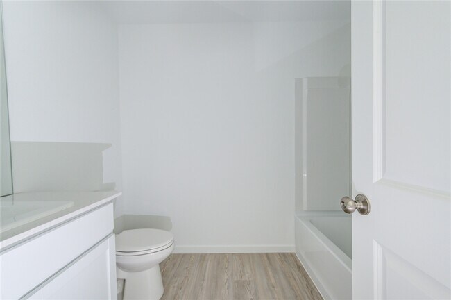 Building Photo - 26811 Prairie Smoke Ln