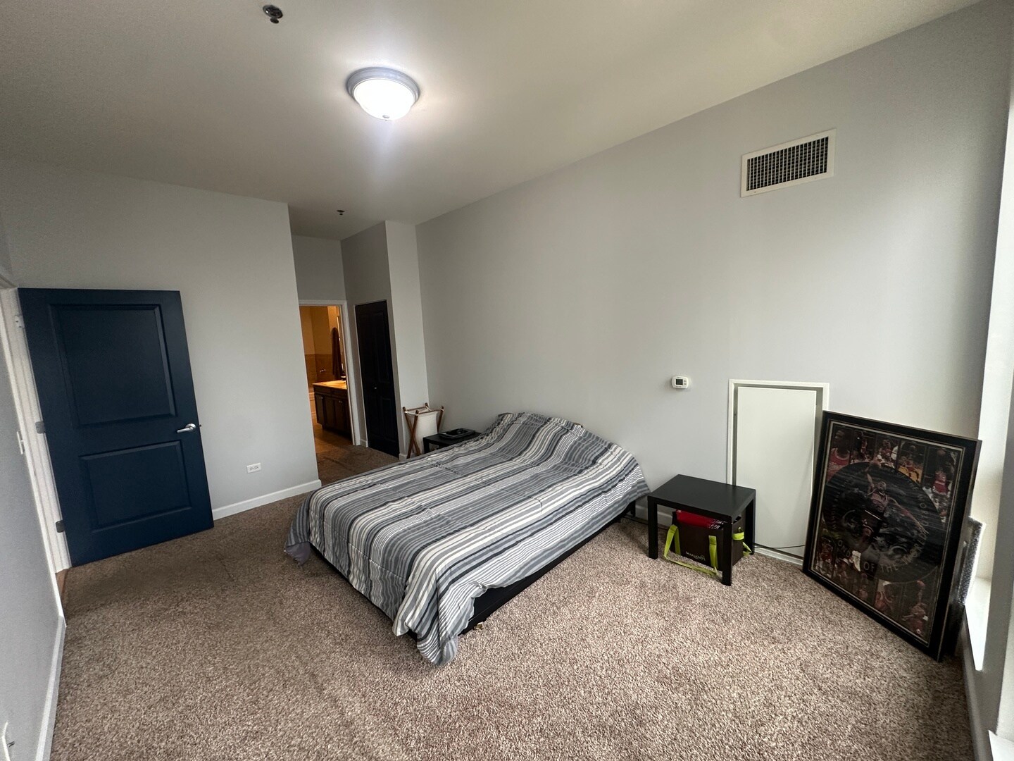 Building Photo - 1400 S Michigan Ave