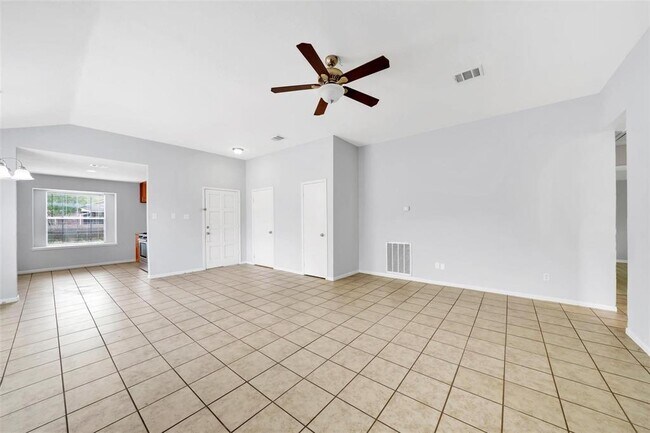 Building Photo - 2955 High Plains Dr