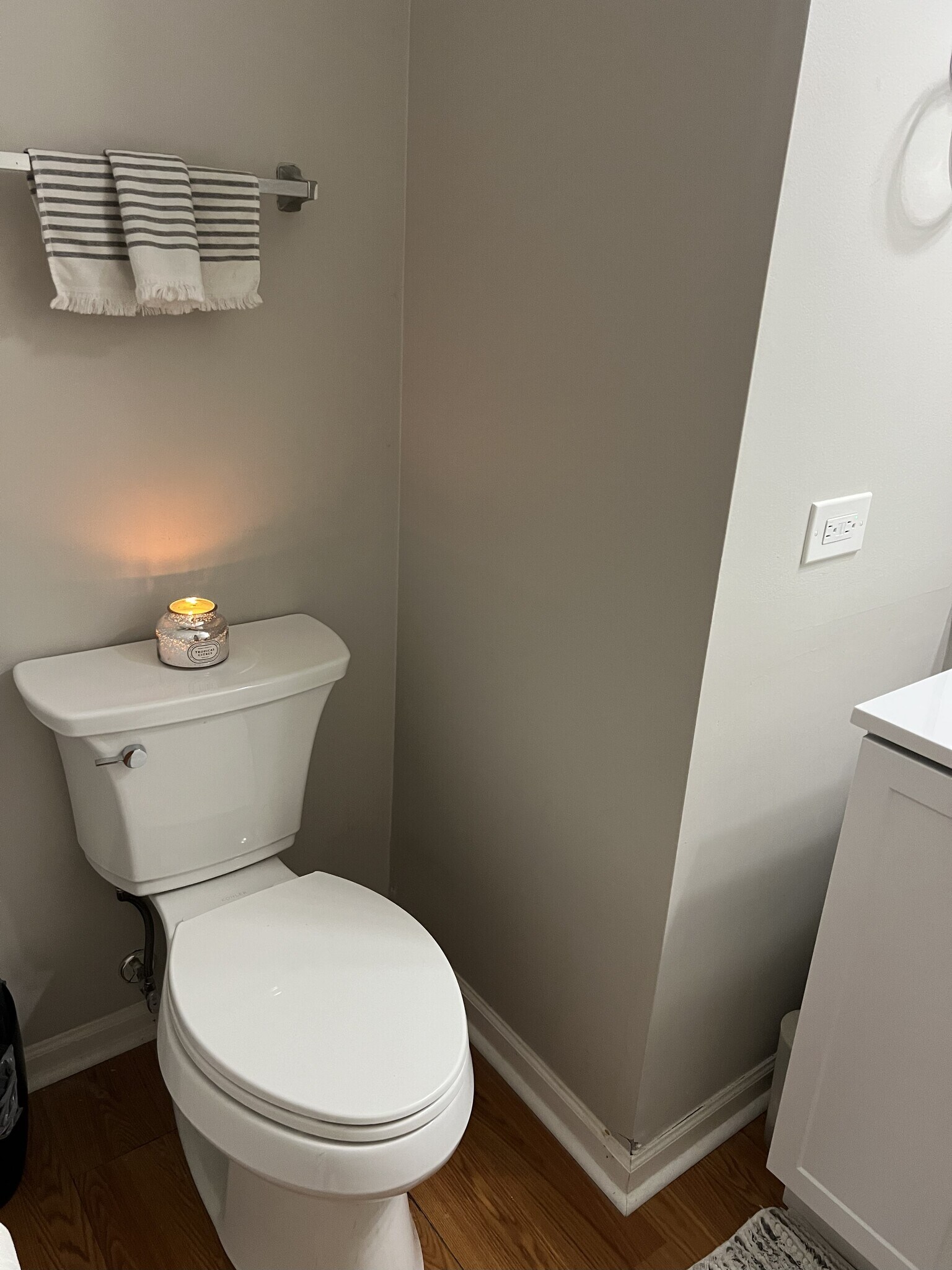 Building Photo - 2128 Fulham Dr