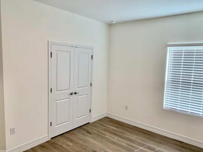 Building Photo - 21475 Seaton Ave