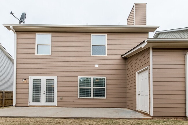 Building Photo - 13 Wyndham Ct