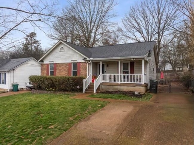 Primary Photo - For Lease - 3 Bed, 2 Bath Home in Hermitag...