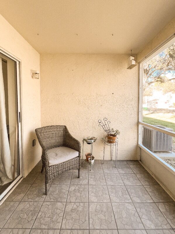 Building Photo - 17401 Flatwoods Key Dr