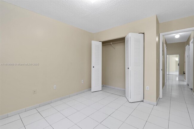Building Photo - 11473 SW 72nd Terrace