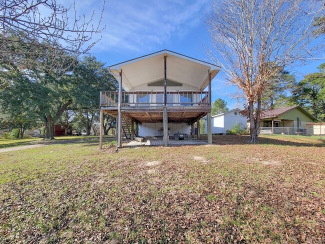 Building Photo - Escape to your updated 3-bed, 2-bath oasis in Goodrich, TX, featuring modern finishes, an open la...