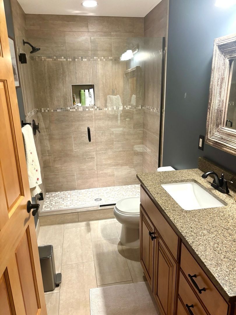 Building Photo - 2489 Schneider Ct