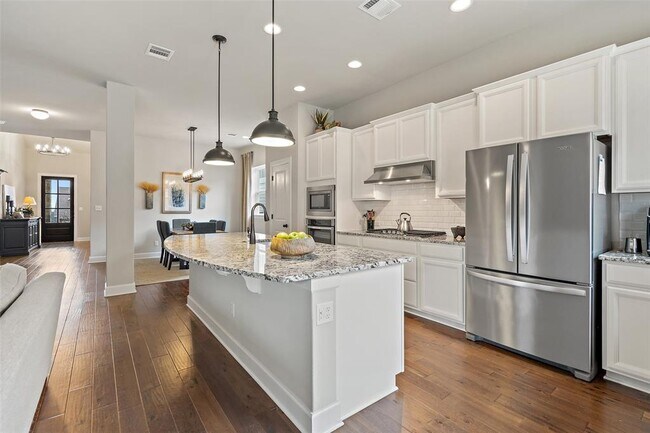 Building Photo - 362 Dayridge Dr