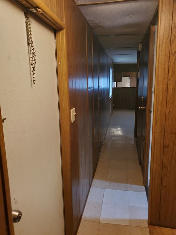 Building Photo - 715 Delouche St