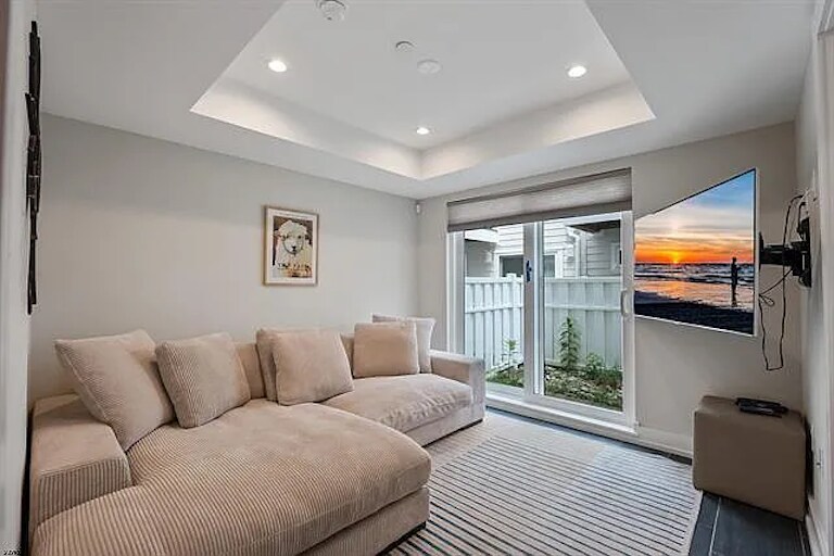 Building Photo - 117 S Little Rock Ave