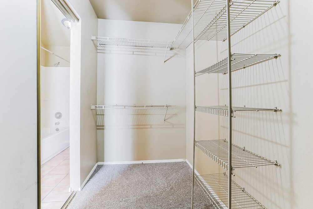 Building Photo - 549 N Granite St