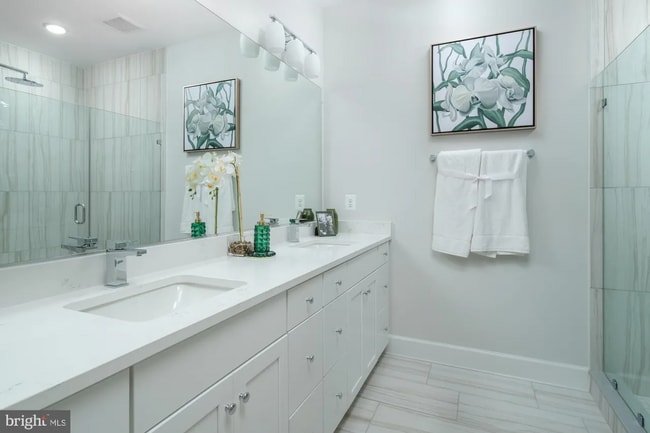 Building Photo - Gorgeous Open Concept 3 Bed 3.5 Bath Rental in Hanover