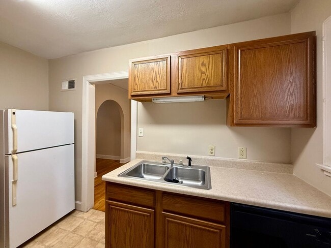 Building Photo - 4008 E Orme St