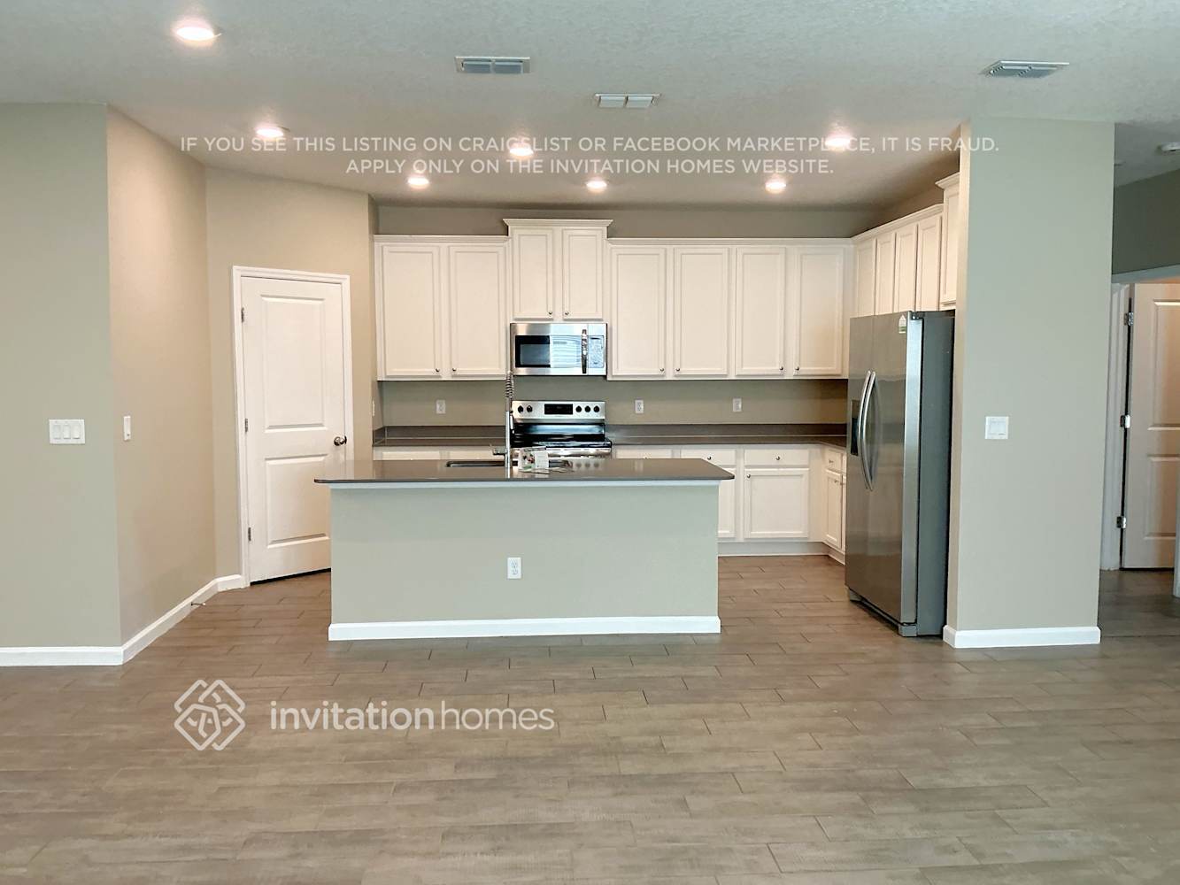 Building Photo - 2535 Laylas Wy