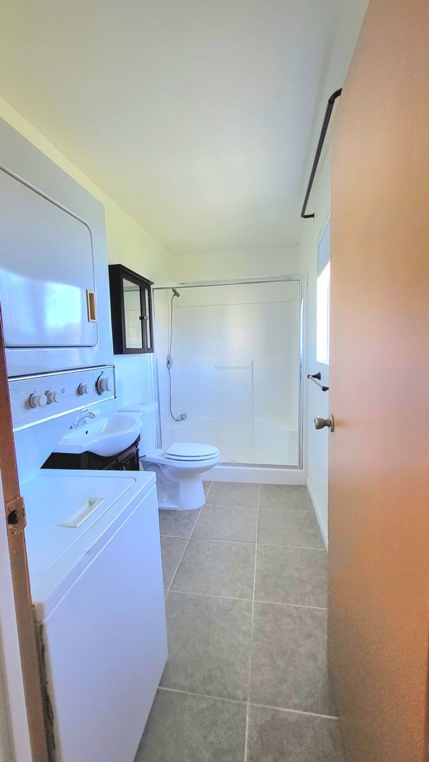 Building Photo - CALVADA VALLEY U.3 - Gamebird Rd., Unit A