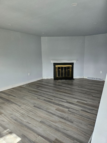 Building Photo - 1109 Whitpain Hills