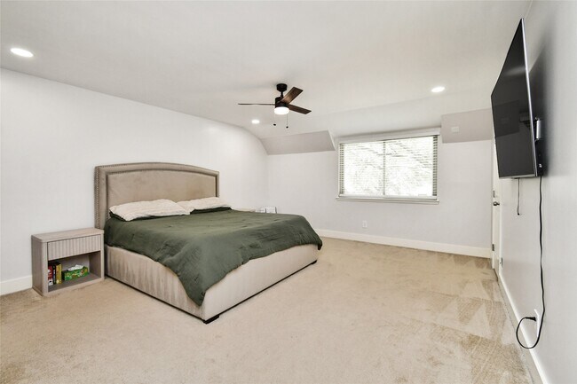 Building Photo - 6426 Kentwick Dr
