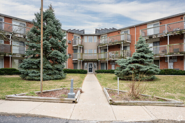 Building Photo - Stonecrest Apartments