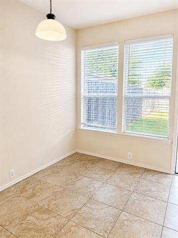 Building Photo - 10633 Traymore Dr