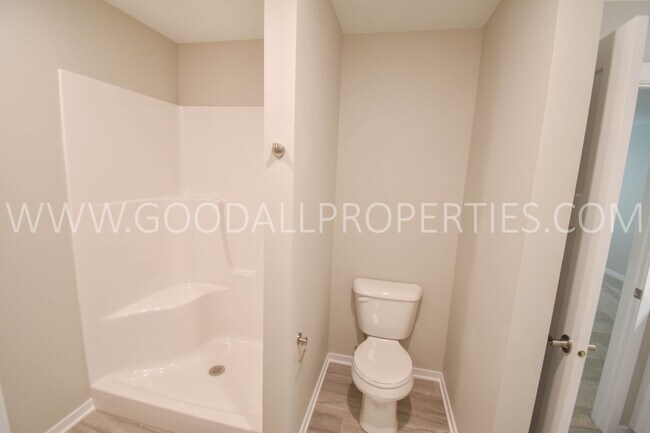 Building Photo - 16609 Wilden Dr