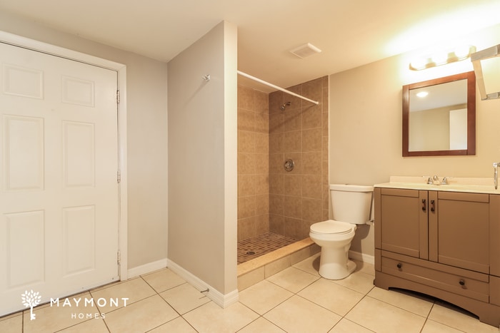 Building Photo - 10849 60th Ave N