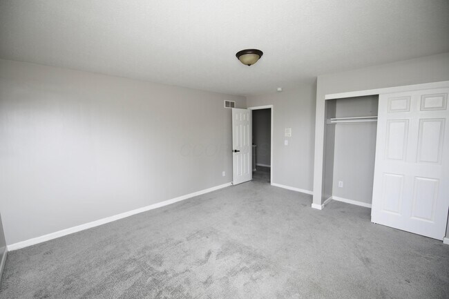 Building Photo - 7543 Ashley Meadow Dr