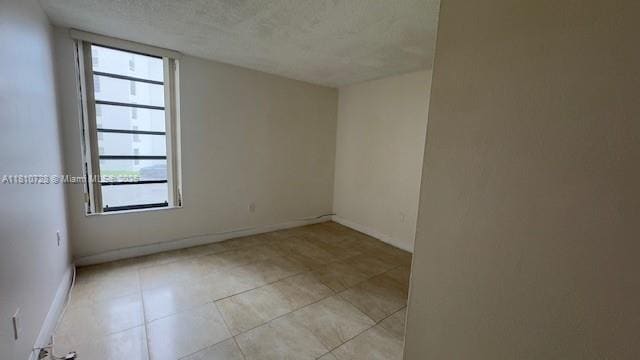 Building Photo - 9686 Fontainebleau Blvd