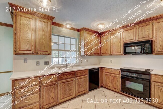 Building Photo - 212 Andrea Reve Pl