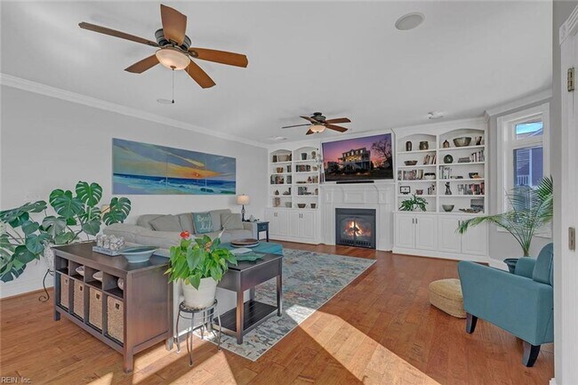 Building Photo - Luxury Waterfront Living on the Chesapeake Bay
