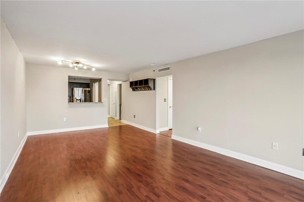 Building Photo - 2870 Pharr Ct S Northwest